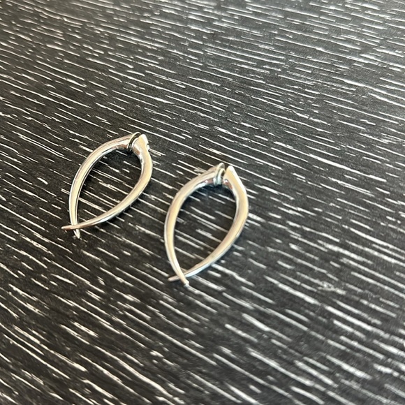 Earrings - Picture 3 of 3